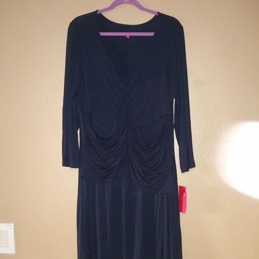 Womans black dress NEW 1X